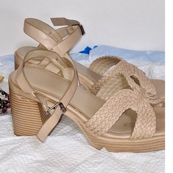 Torrid Chunky Block Heeled Sandals Beachy Boho Padded Strappy Trendy Size 11W - Picture 11 of 13